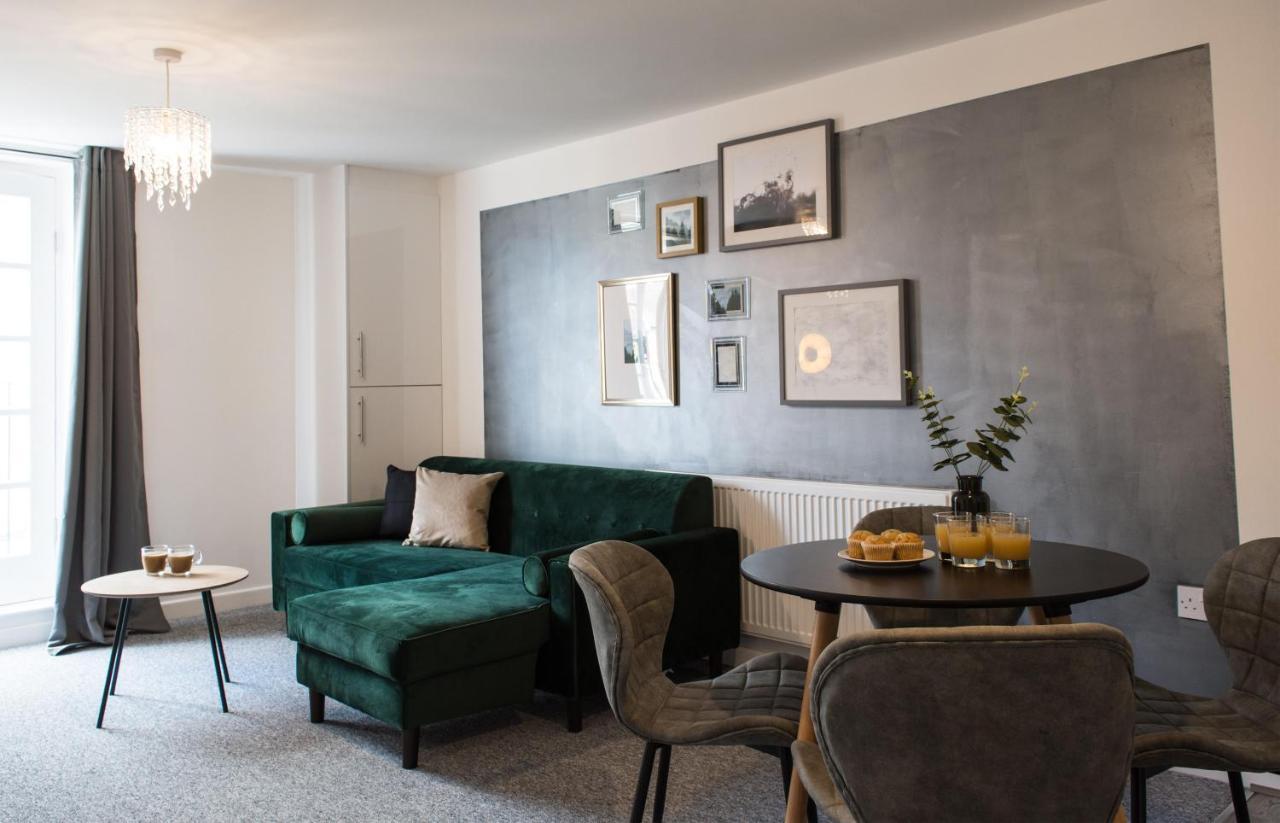 Golden Key Apartments Lillington  Bagian luar foto